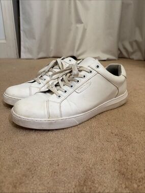 Kenneth Cole White Leather Low-Top Lace-Up Sneakers